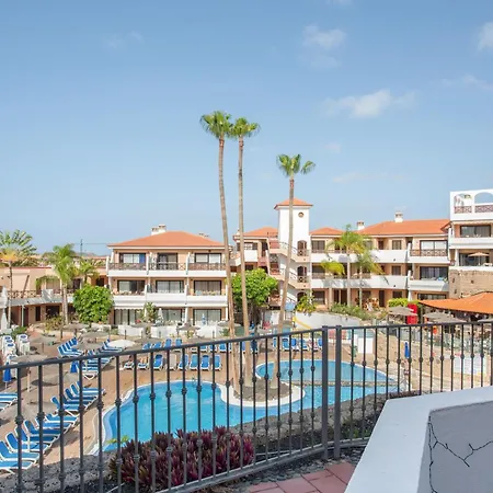 With Pool And Gardens * San Miguel de Abona