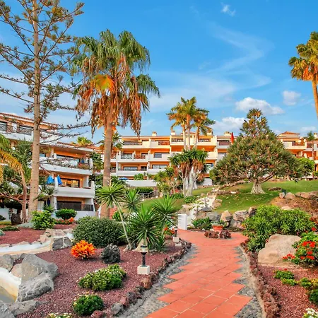 With Pool And Gardens * San Miguel de Abona